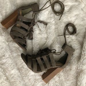 Steven Madden Taupe Suede Tassel Heels